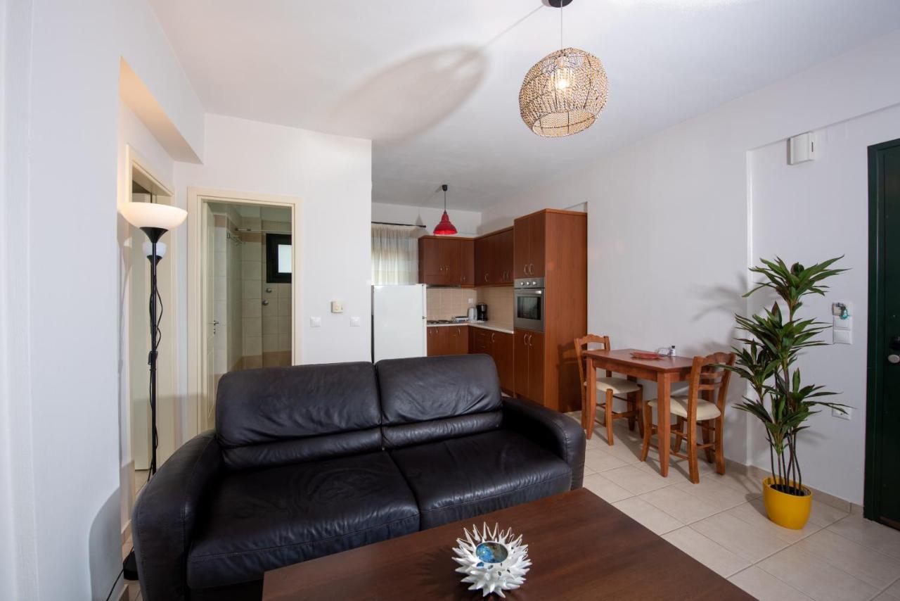 Portela Apartments Kastri ケラトカンボス エクステリア 写真