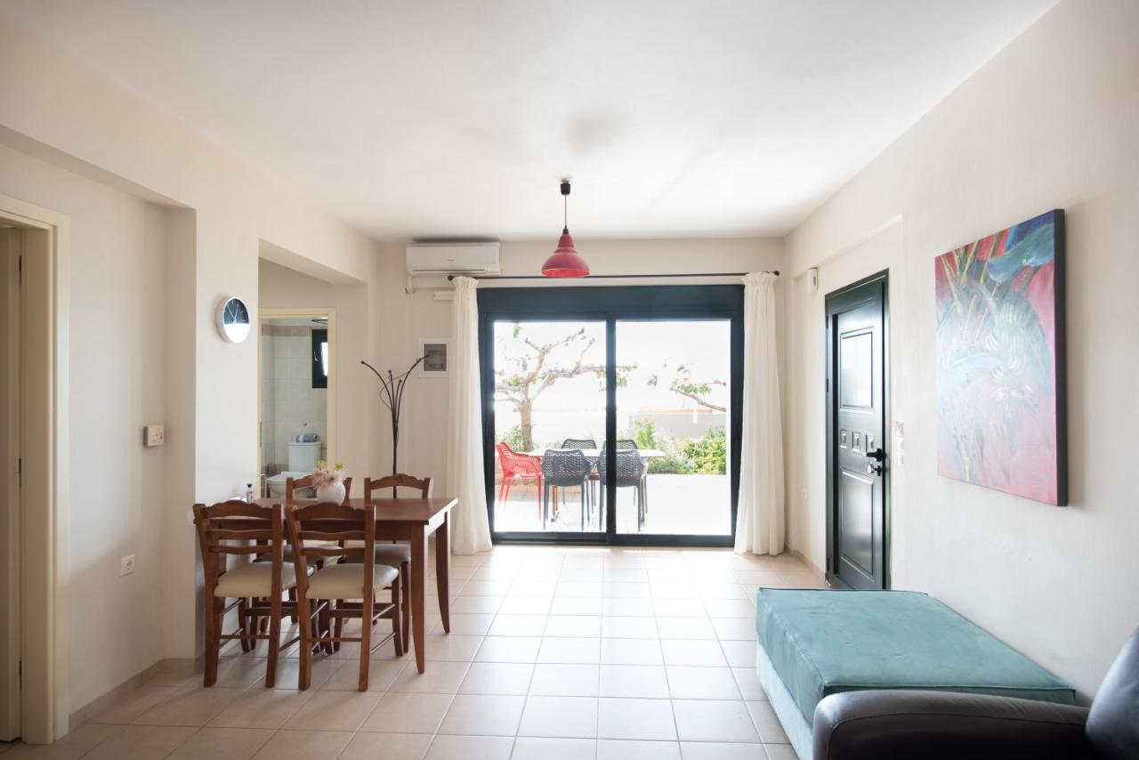 Portela Apartments Kastri ケラトカンボス エクステリア 写真
