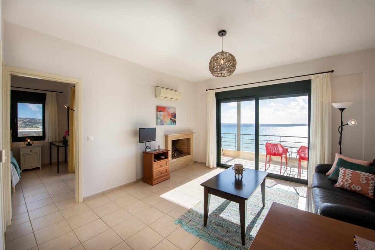 Portela Apartments Kastri ケラトカンボス エクステリア 写真