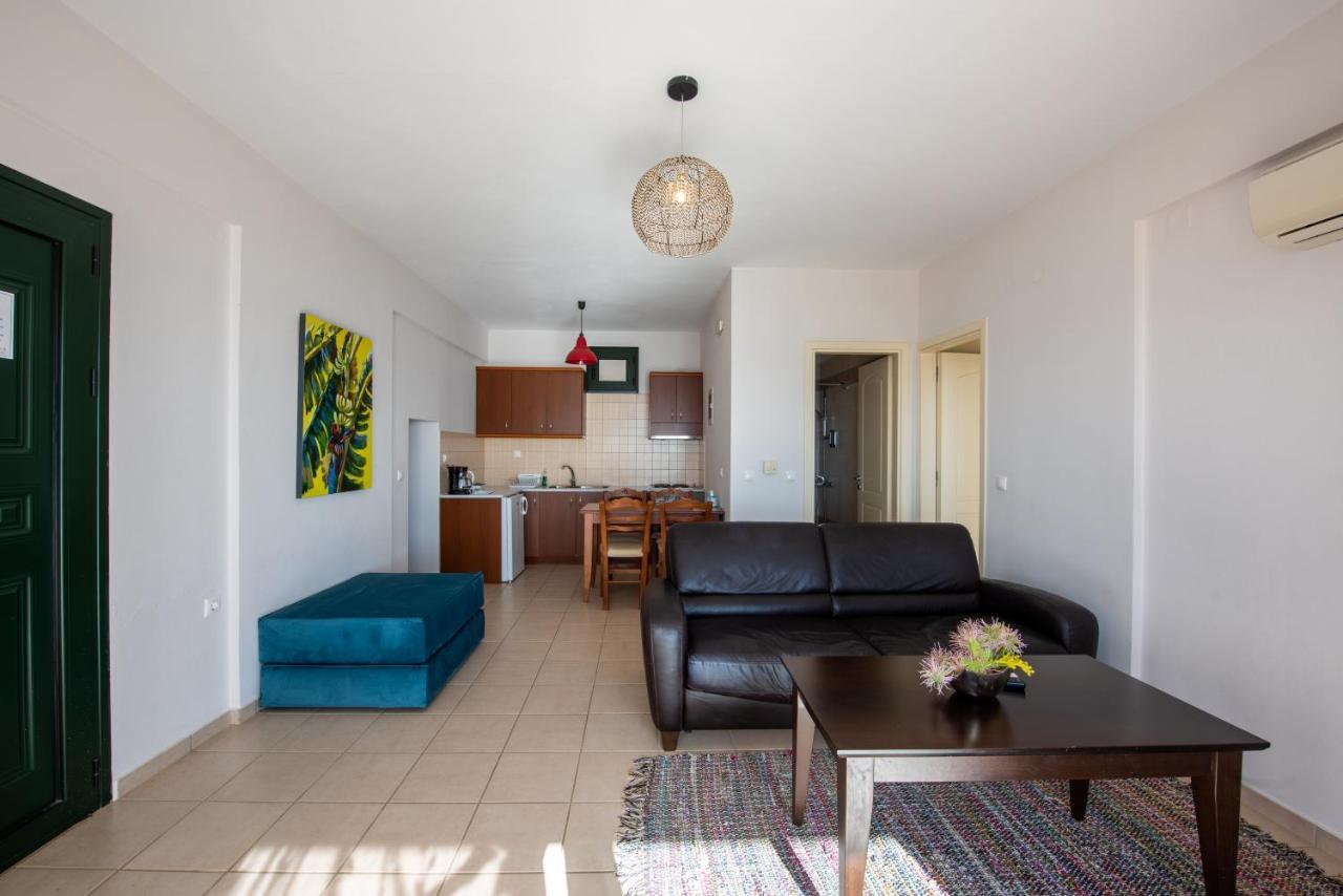 Portela Apartments Kastri ケラトカンボス エクステリア 写真