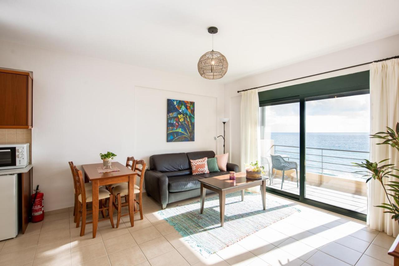 Portela Apartments Kastri ケラトカンボス エクステリア 写真