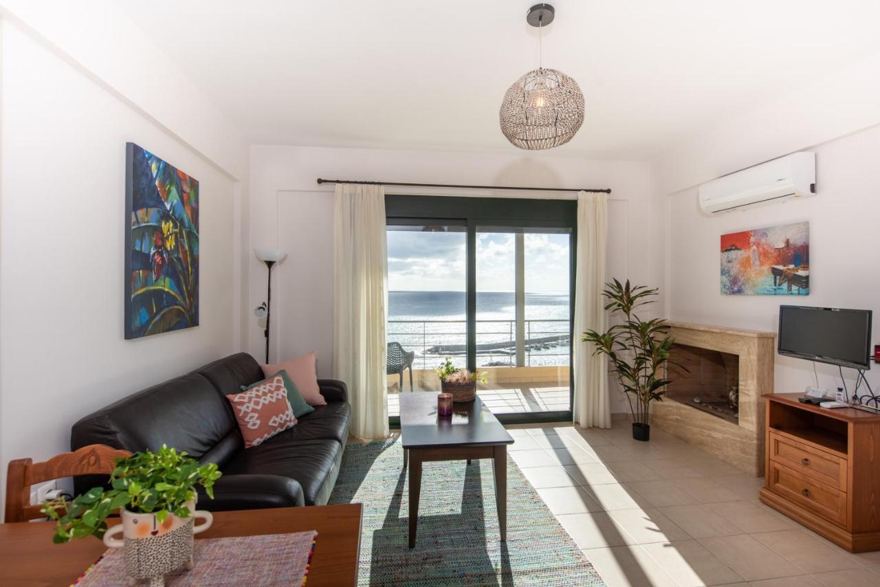 Portela Apartments Kastri ケラトカンボス エクステリア 写真